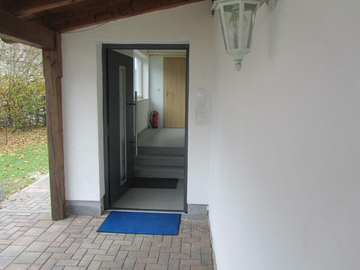 Marienstrasse Neukirchen vorm Wald Exterior foto